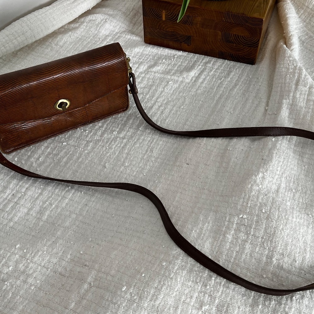 purse - Picture 2 of 5
